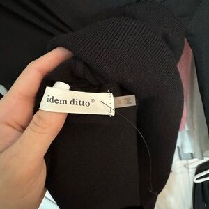 Black long sleeve concert outfit shirt size small never worn